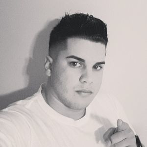 Meet your Posher, Sergio roman